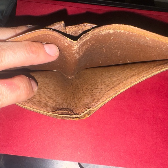 LV MONO WALLET - Picture 7 of 7